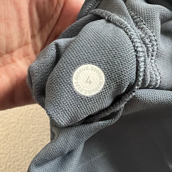 Lululemon Women Iron Blue Ebb to Train Bra High Neck Medium Support C/D Cup 4 - Picture 5 of 7